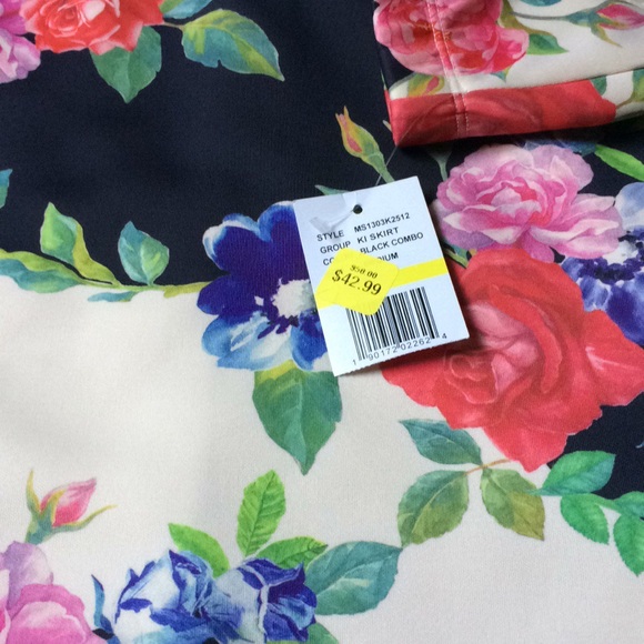 ๐บHP๐บBody Con Scuba Pencil Skirt - Picture 4 of 7